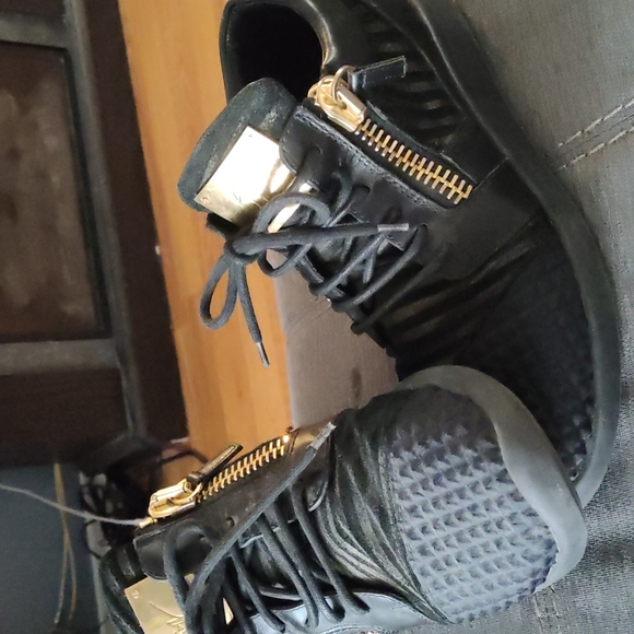 Giuseppe Zanotti shoes - Picture 4 of 4